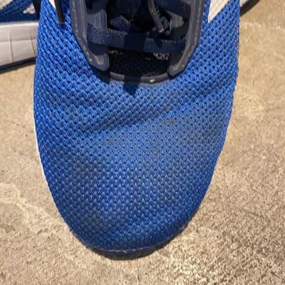 Adidas Cloudfoam  shoes. These are WIDE. - Picture 2 of 5